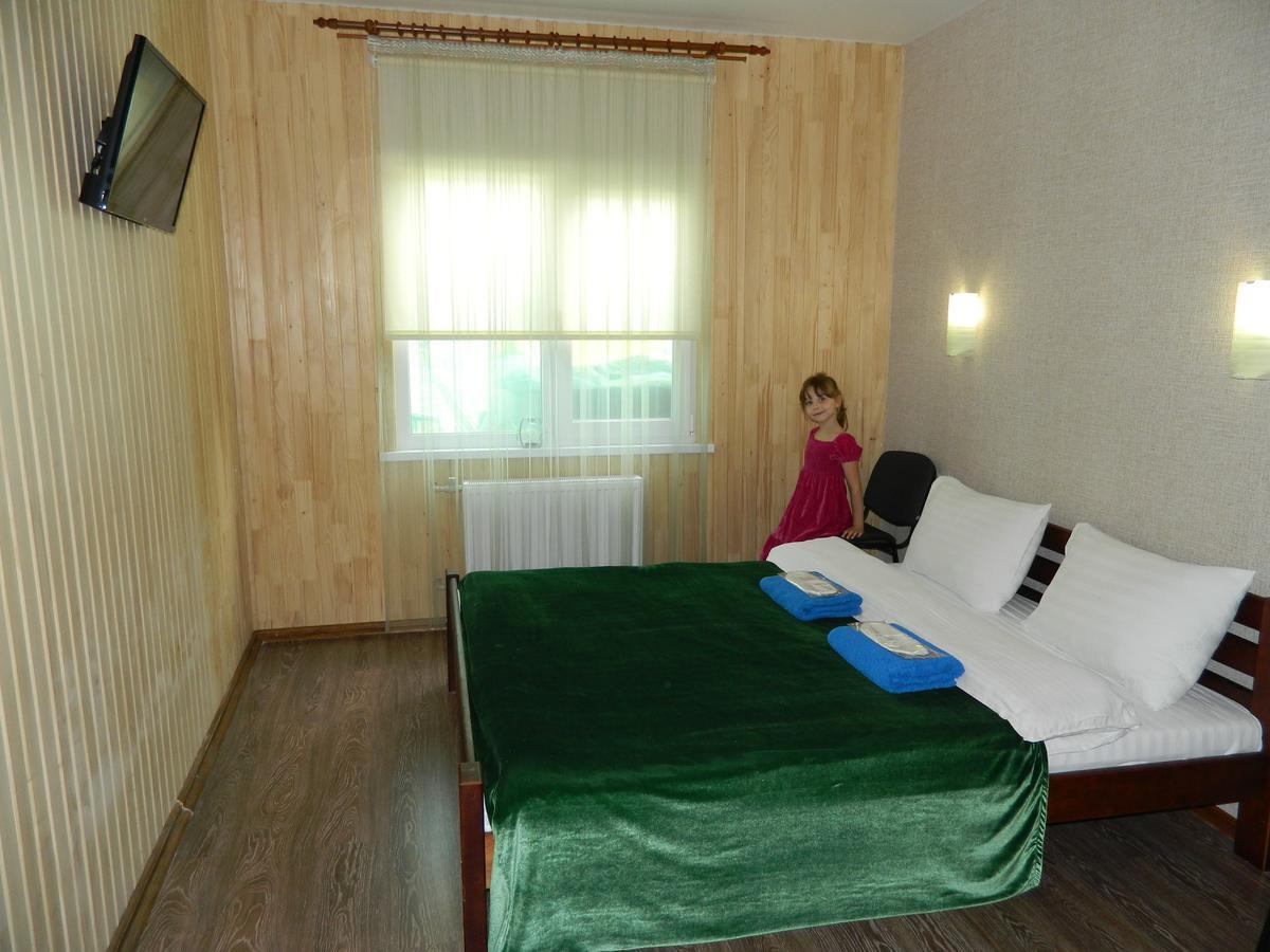 Mini-Hotel Ocean Kiev Bagian luar foto
